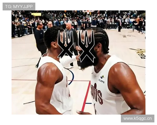 哈登复仇活塞带队狂胜 米切尔场边助威